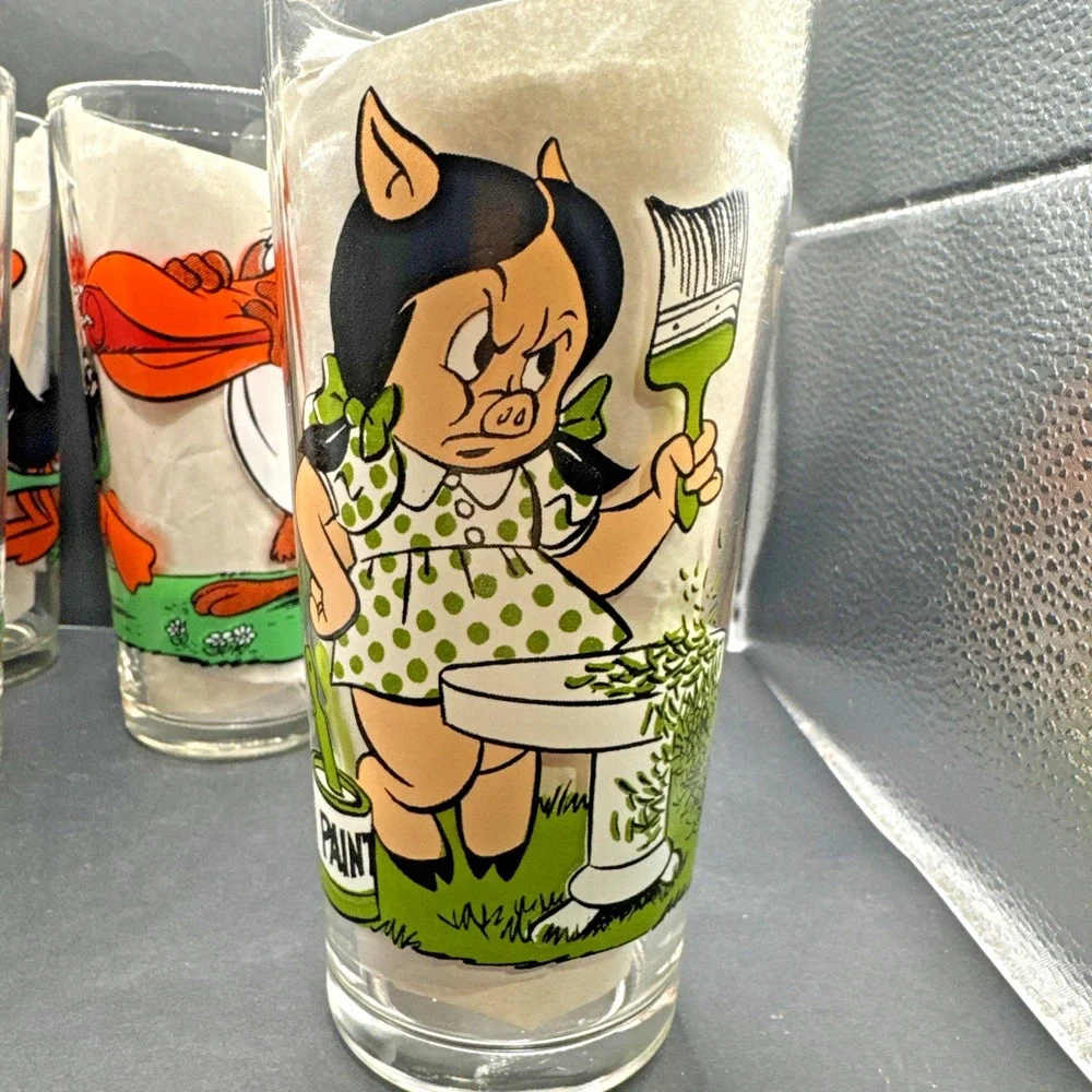 Set of 4 1976‎ Pepsi Collectors Series Warner Bros LOONEY TUNES Glasses